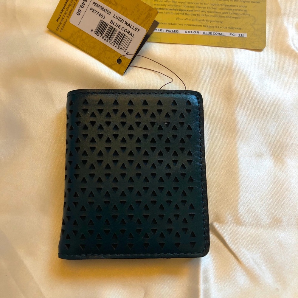 Patricia Nash Luzzi Perforated Leather Bifold Wallet Color Blue Coral NWT